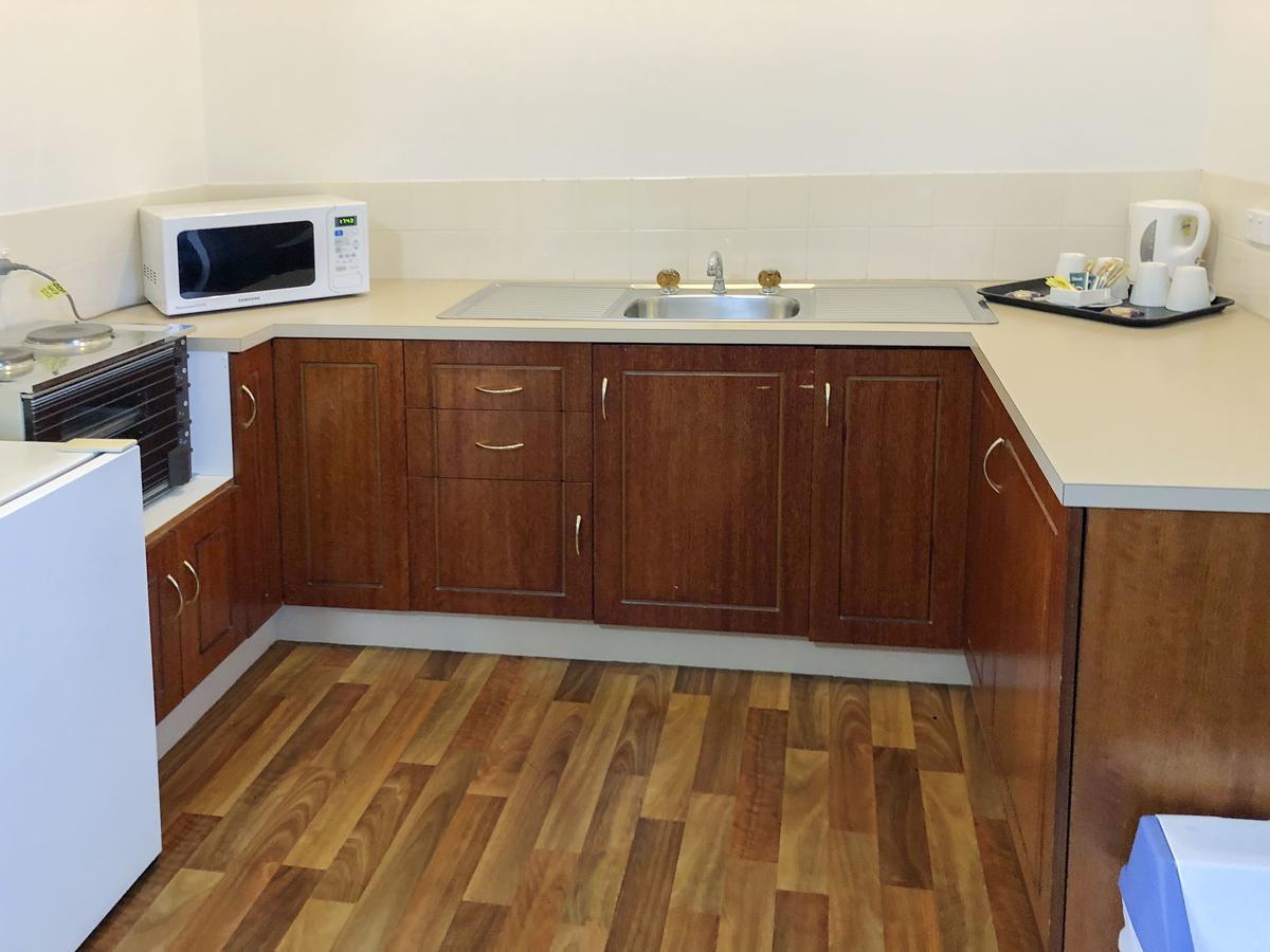 Leeton Heritage Motor Inn Экстерьер фото